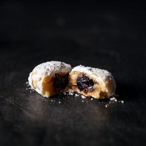 Cuori (Cherry Bakewell)